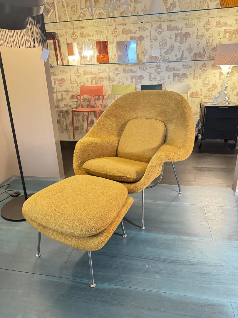 POLTRONA WOMB RELAX CON POGGIAPIEDI