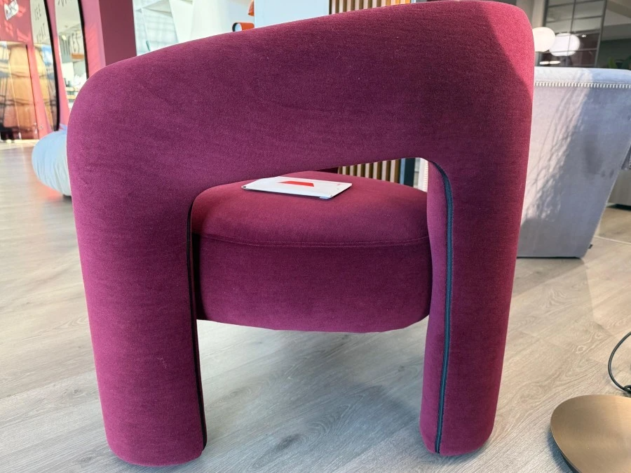 Poltrona Dudet Armchair