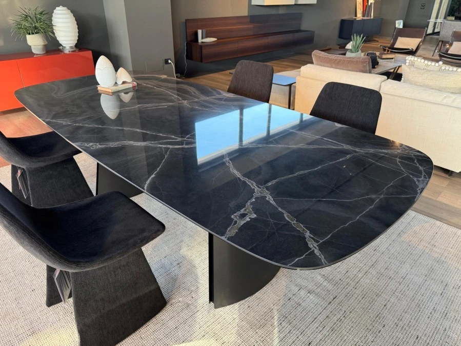 Tavolo rettangolare Torii