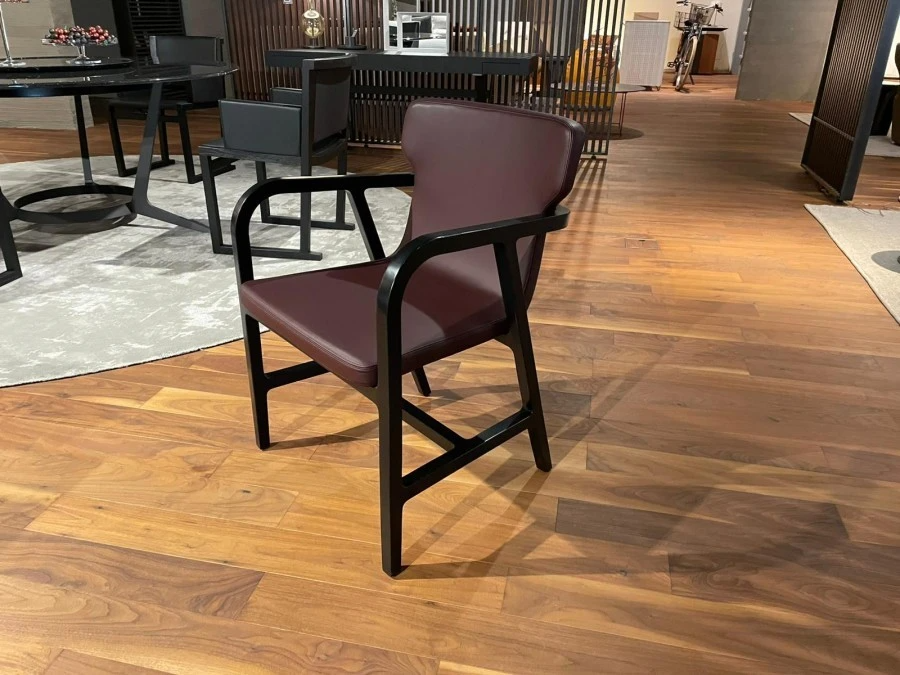 Sedia con braccioli Fulgens