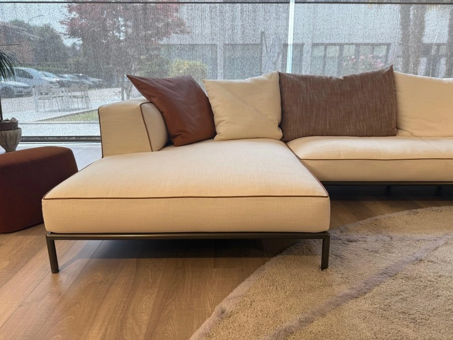 Divano chaise-longue Perry Up