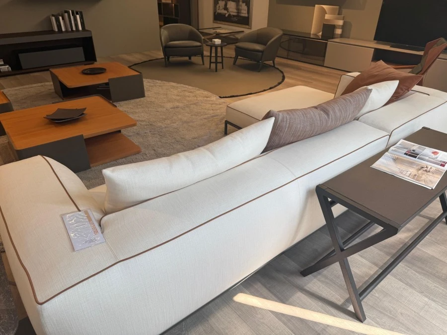 Divano chaise-longue Perry Up