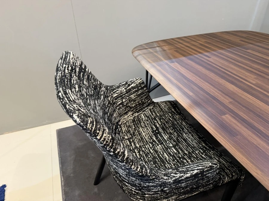 Sedia con braccioli Eleganza Nia