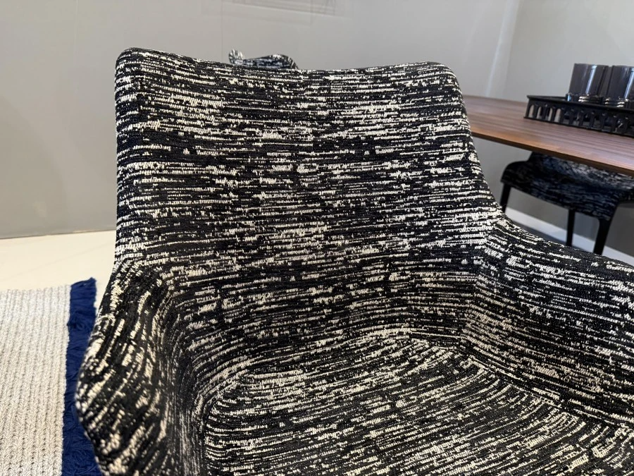 Sedia con braccioli Eleganza Nia