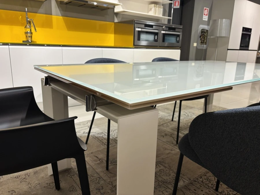 Tavolo allungabile Stilt