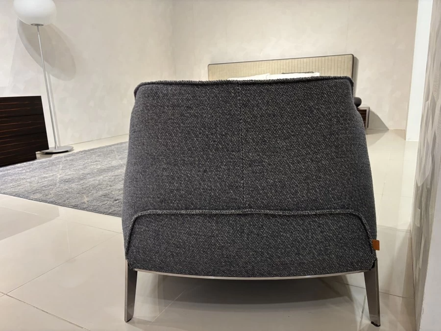 Poltrona con pouf Archibald Gran Comfort