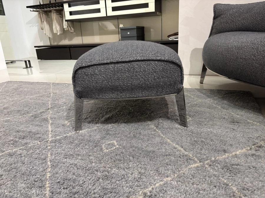 Poltrona con pouf Archibald Gran Comfort