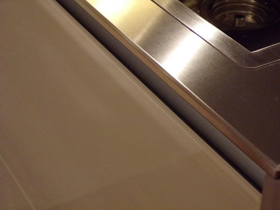 Cucina con isola Artematica Vitrum