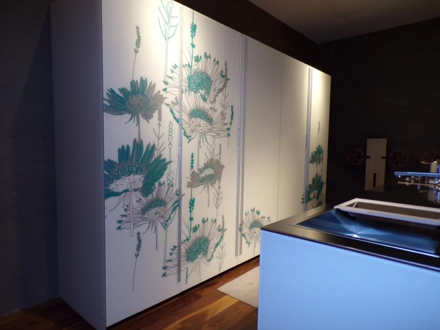 Cucina con isola Artematica Vitrum