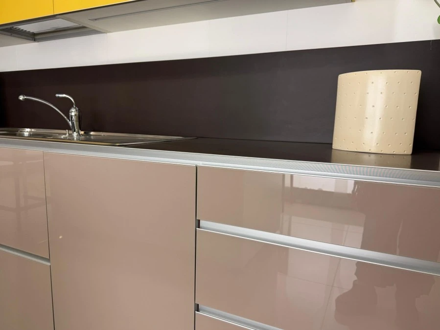 Cucina con penisola Demode Forma