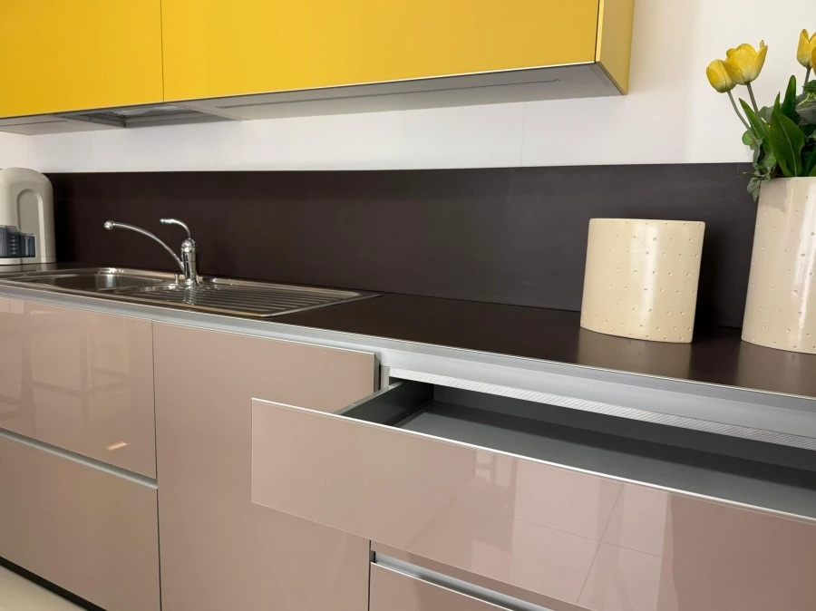 Cucina con penisola Demode Forma