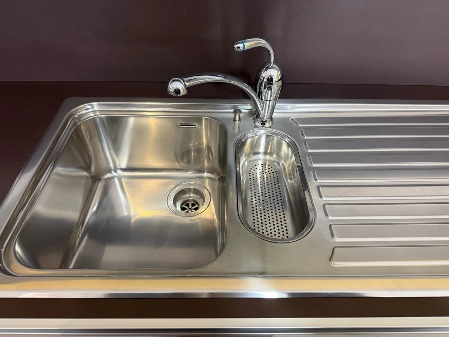 Cucina con penisola Demode Forma