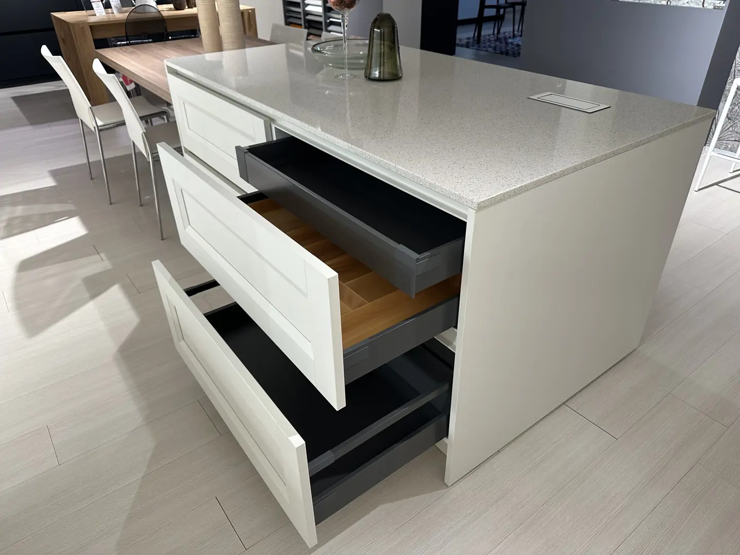 Cucina Asia con isola - Forma Cucine