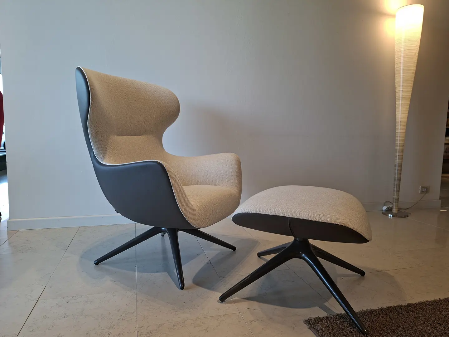 Poltrona con pouf Mad Joker