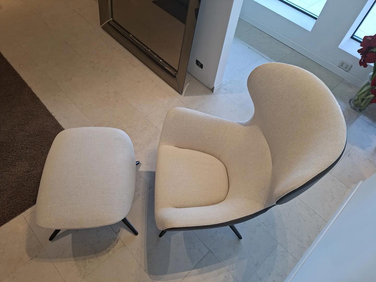 Poltrona con pouf Mad Joker