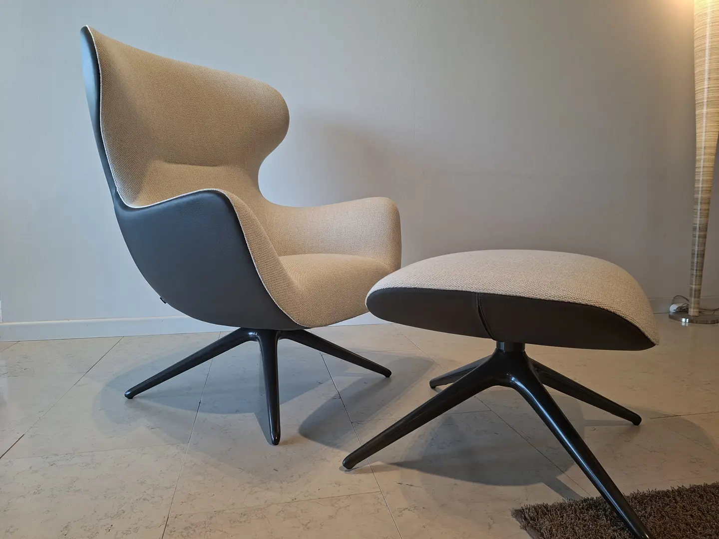 Poltrona con pouf Mad Joker