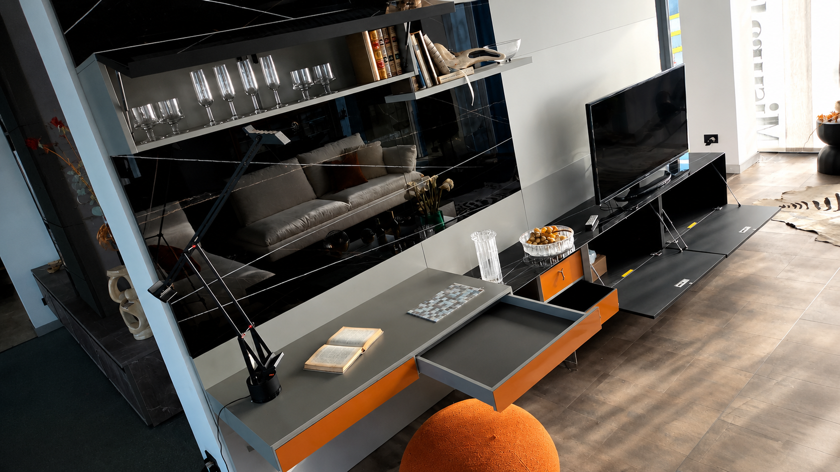 Mobile TV design PIANCA con scrivania integrata e cassetti rivestiti in cuoio Hermes