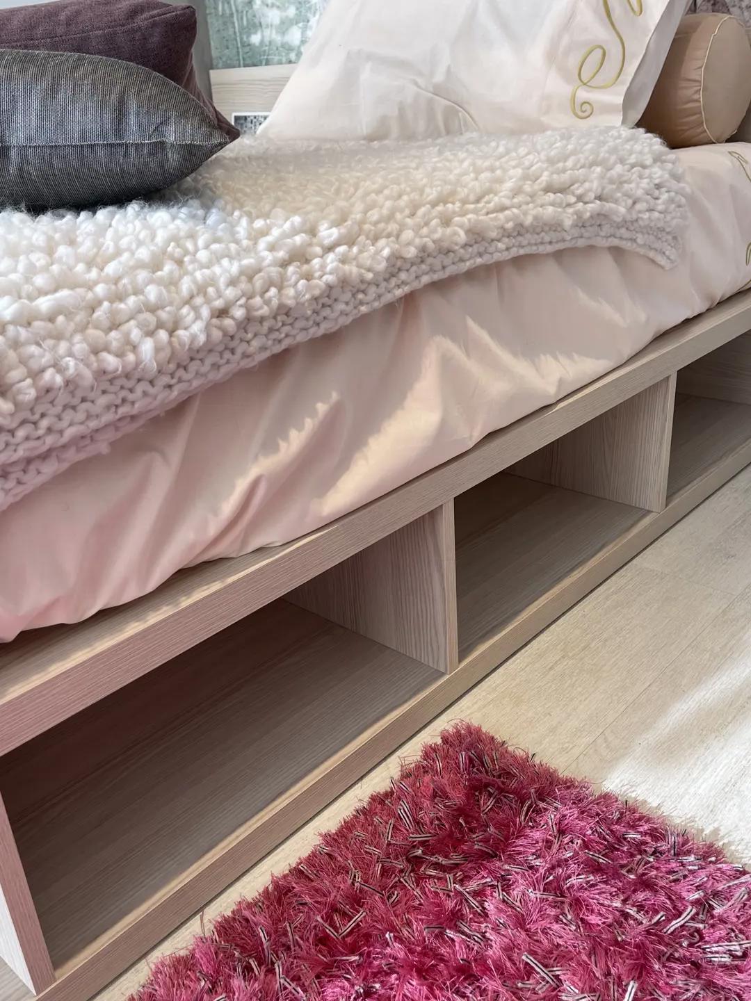 LETTO MONTREAL E COMODINO LOTUS - DOIMO CITYLINE