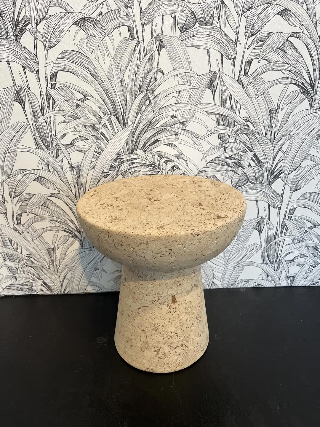 cork D pouf