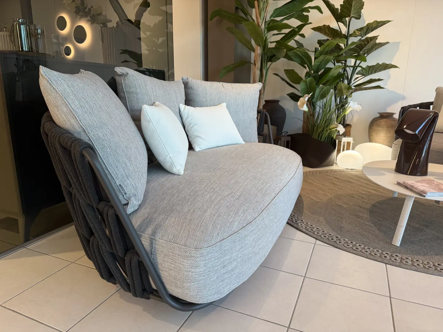 Swipe Sofa