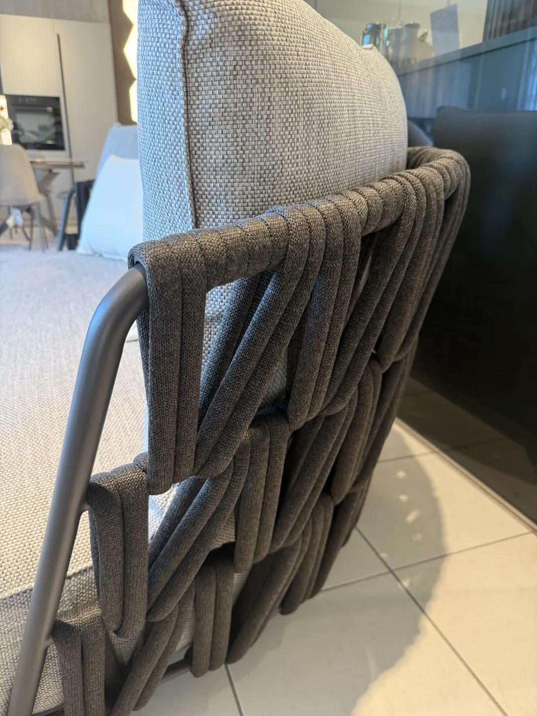 Swipe Sofa