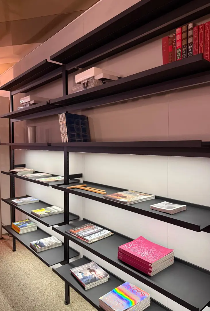 Libreria a parete Brompton di Boffi