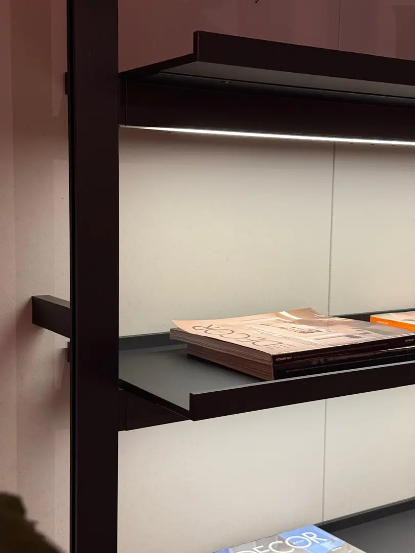 Libreria a parete Brompton di Boffi