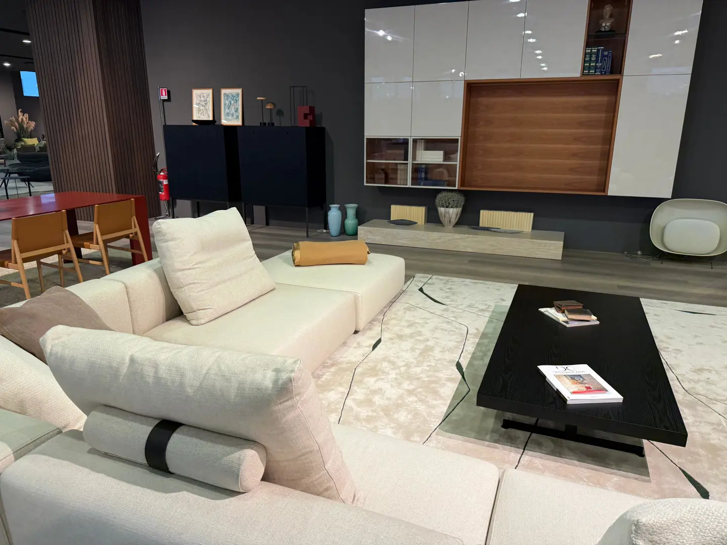 Divano Flexform Lario