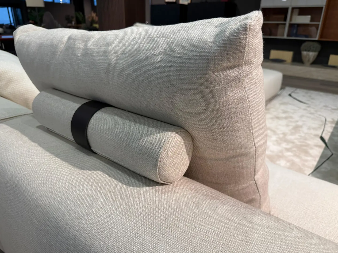 Divano Flexform Lario