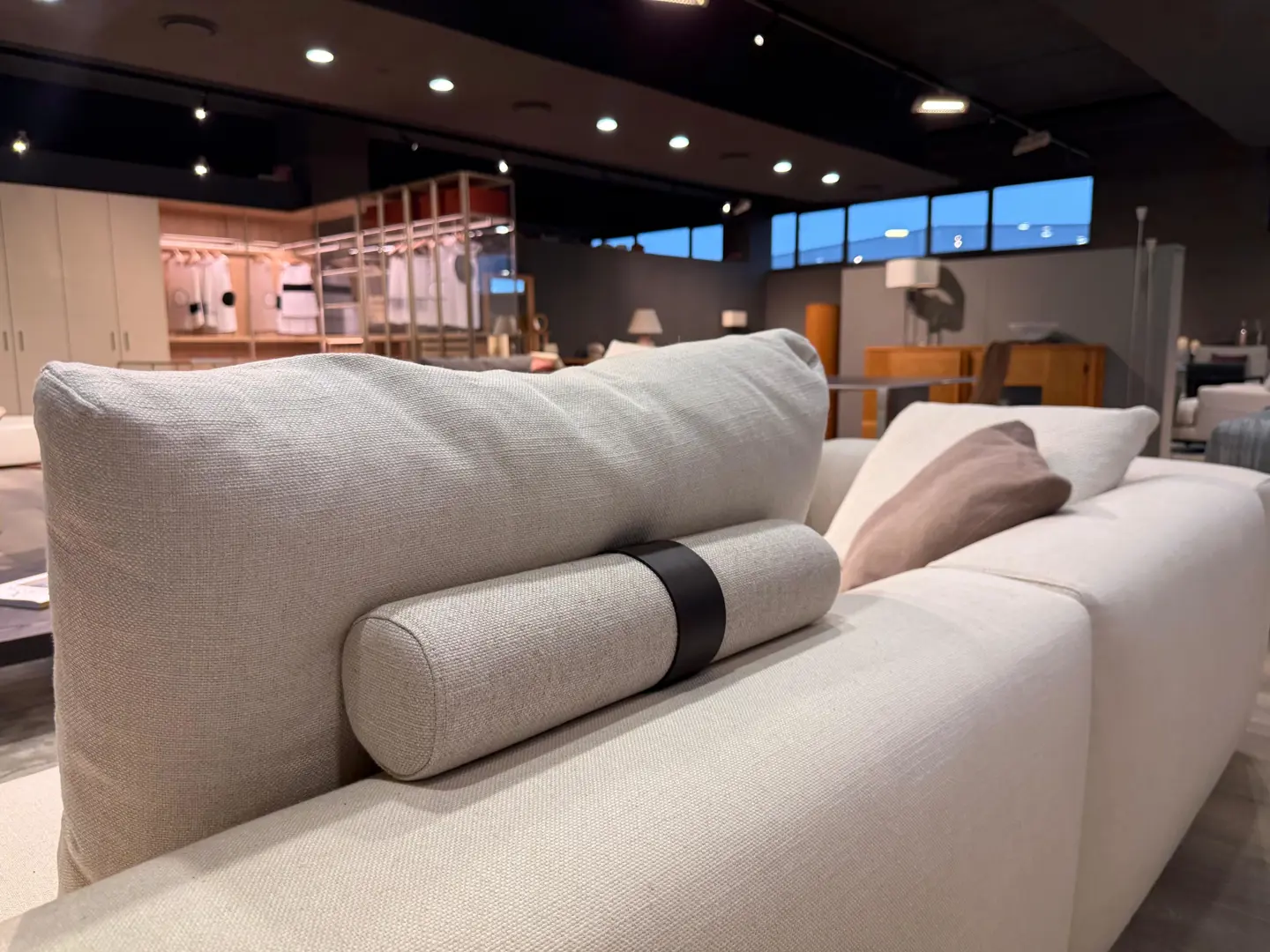 Divano Flexform Lario