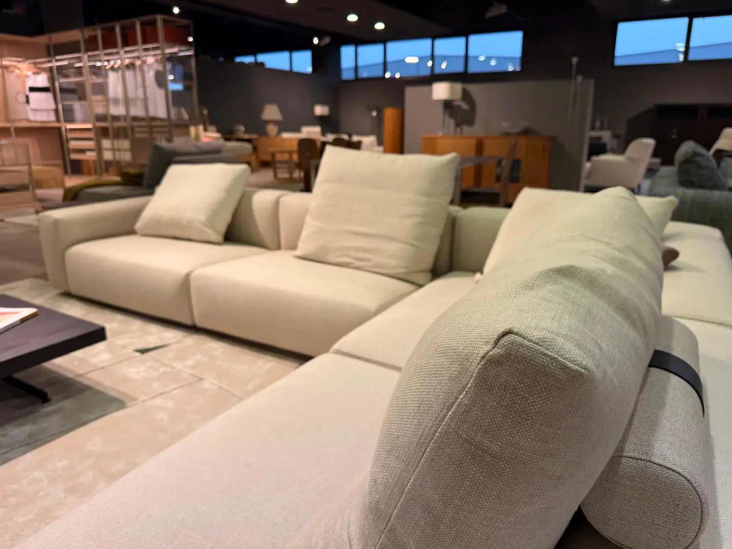 Divano Flexform Lario