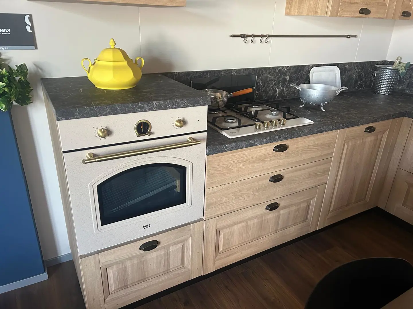 Cucina Mod. Family by Scavolini