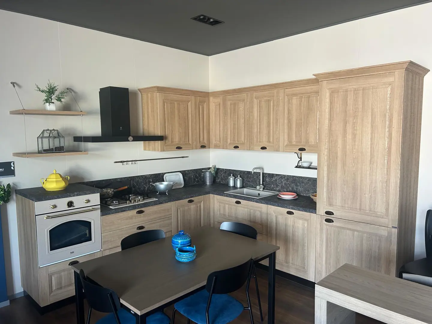 Cucina Mod. Family by Scavolini