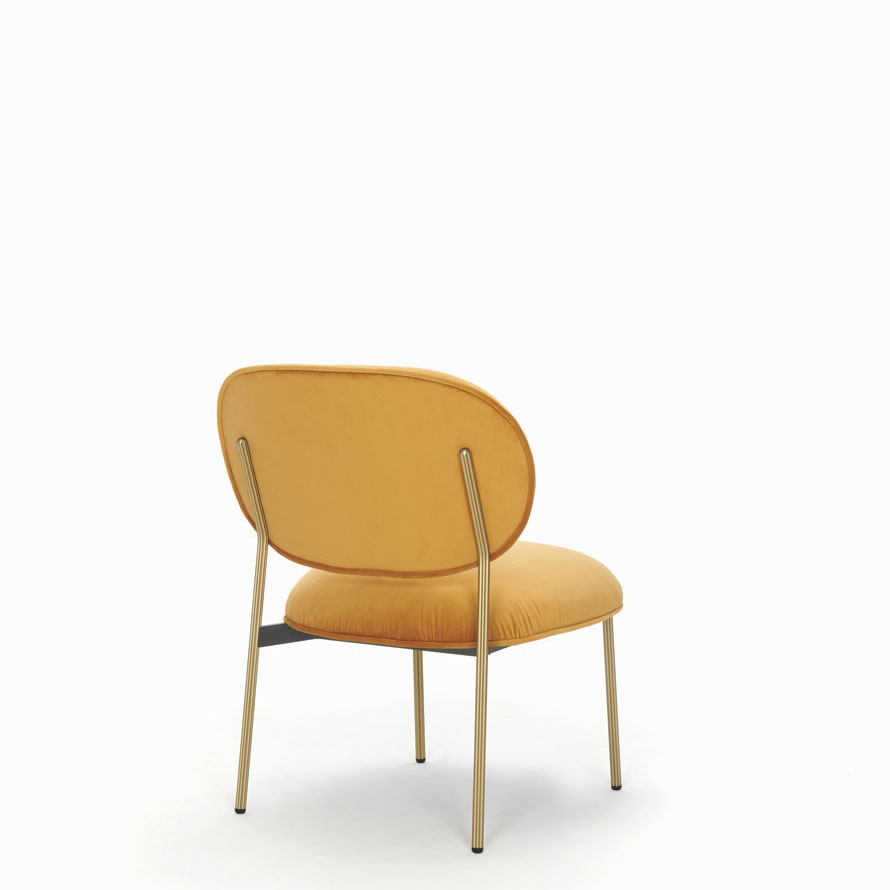 Chair Blume