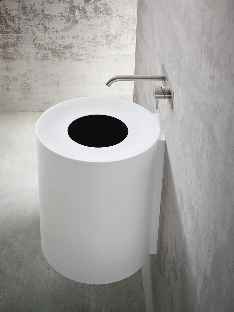 Lavabo Hole