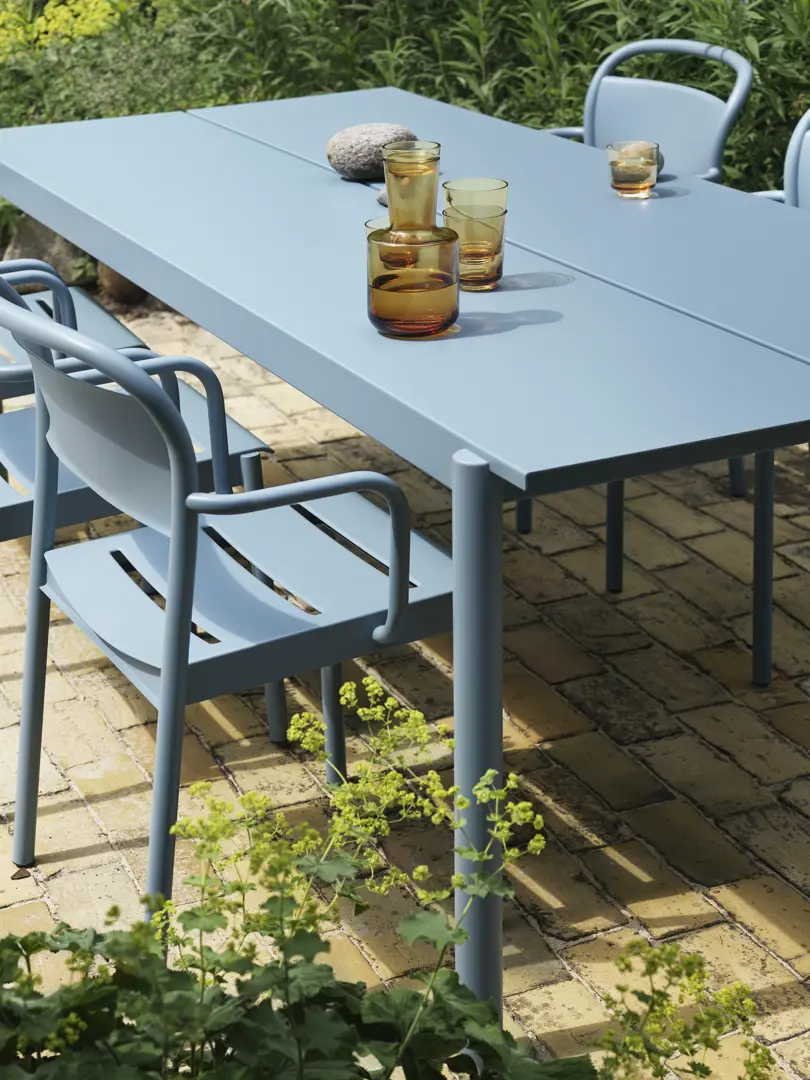 Tavolo Linear Steel