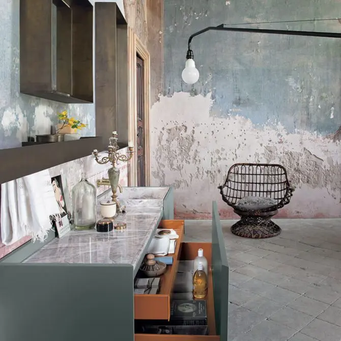 Composizione Must Concept 01