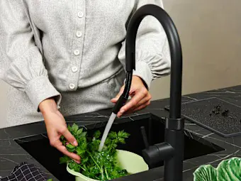 Rubinetto Flex Round Nero