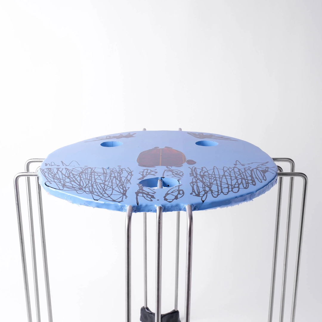 Tavolino Triple Play - Matt Cerulean