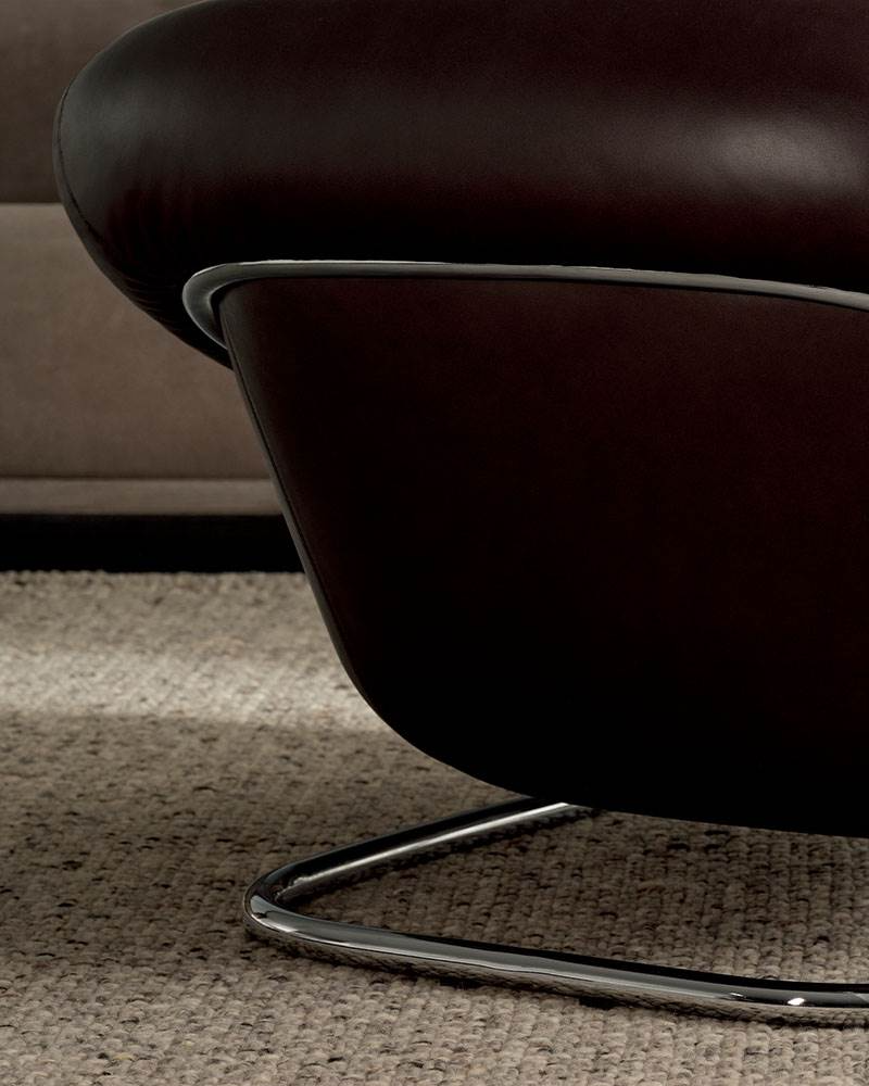 Barrel Armchair