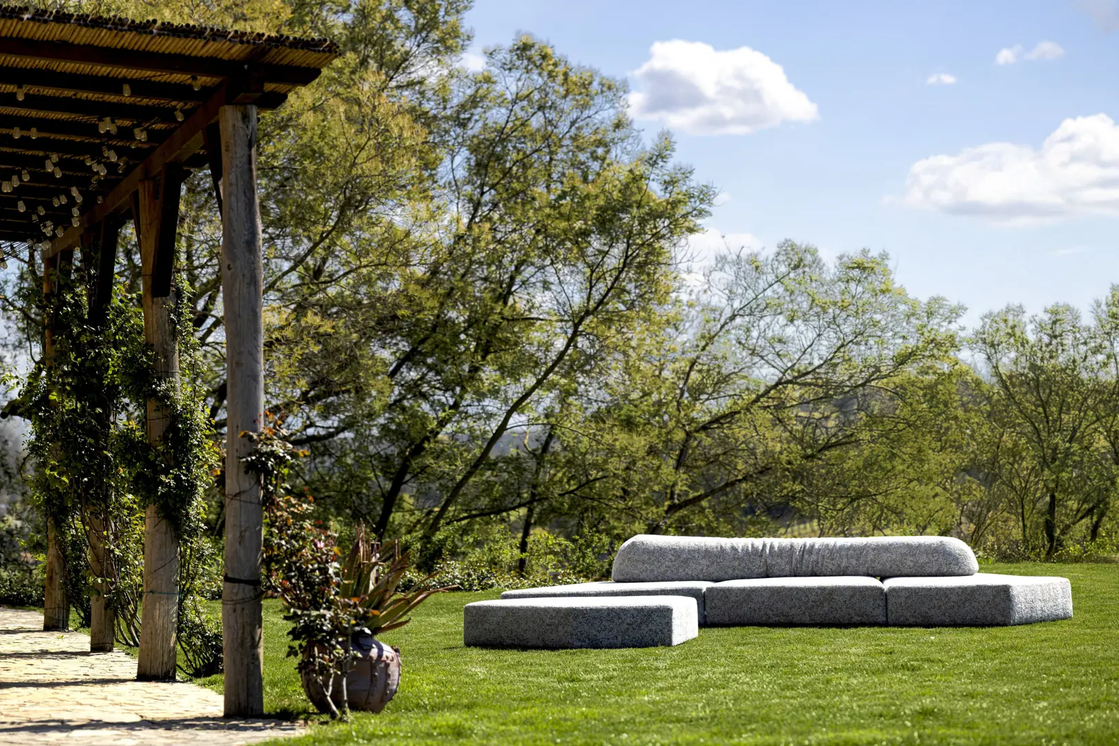 Divano On The Rocks Outdoor