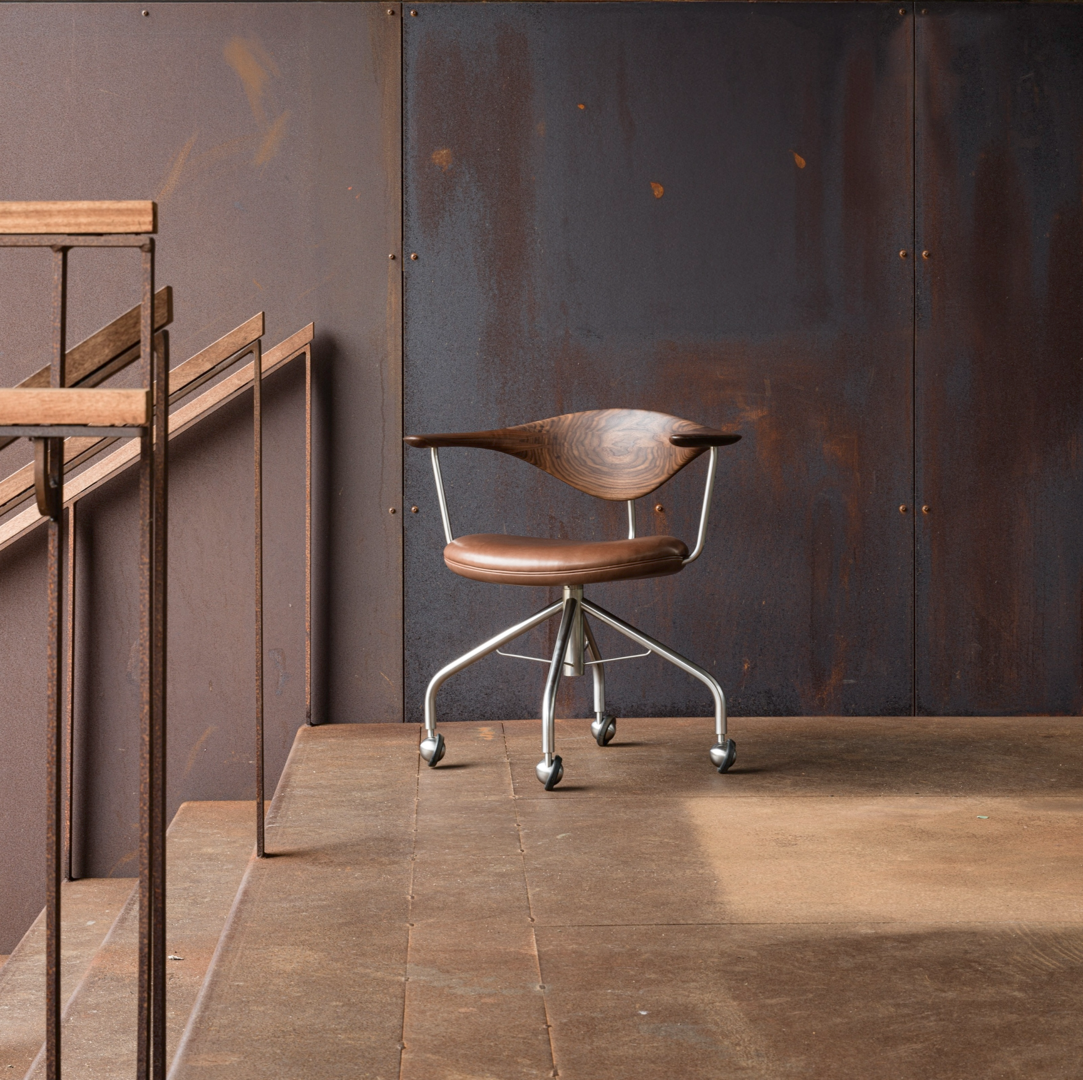 Sedia Swivel pp502