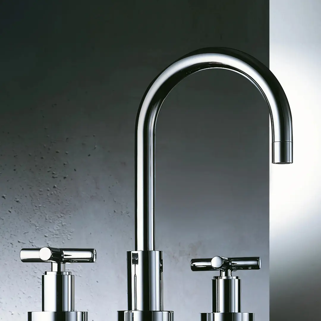 Bathtub fittings Tara [a]