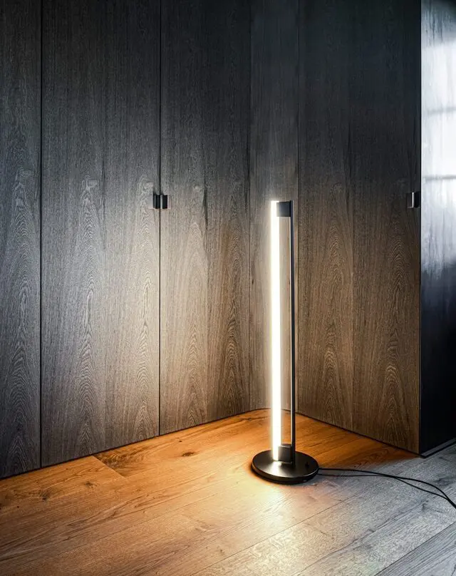 Tube Light Lampe
