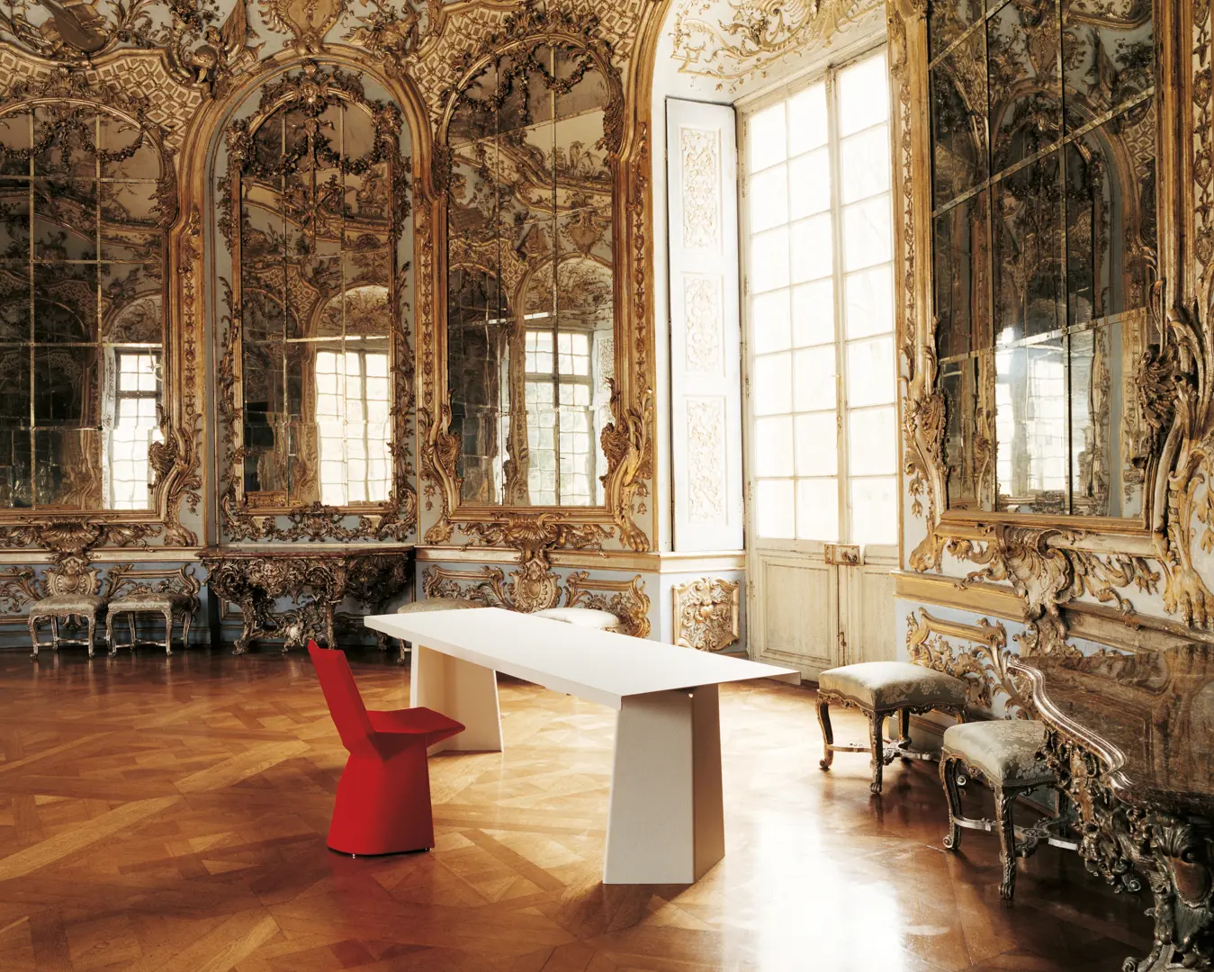 Table Pallas