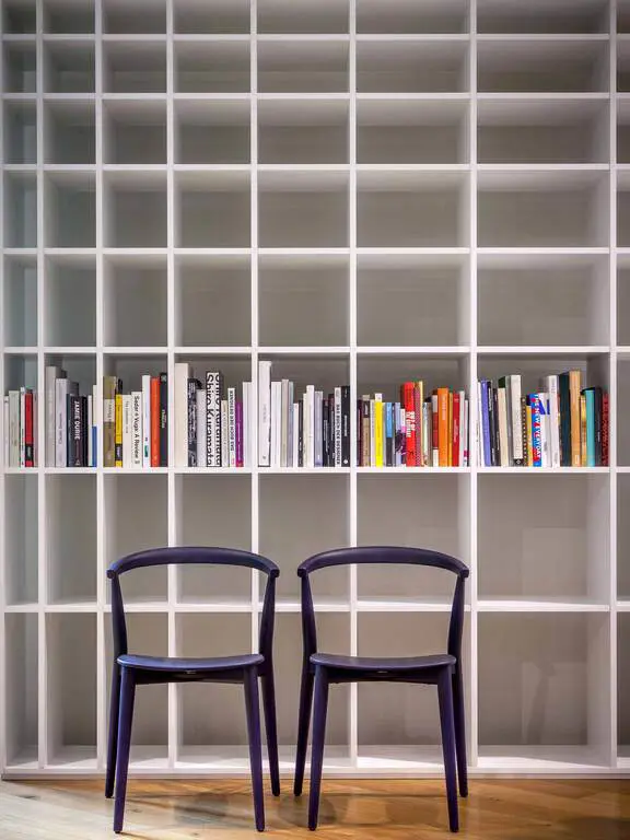 Regal Bookshelf