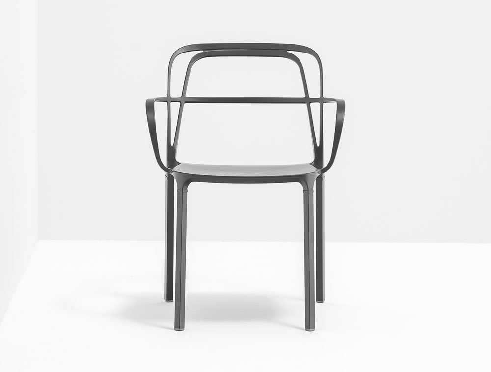 Chair Intrigo