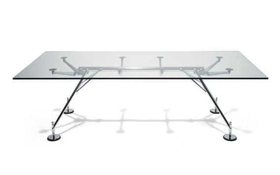 Nomos Table_design Foster+Partners 