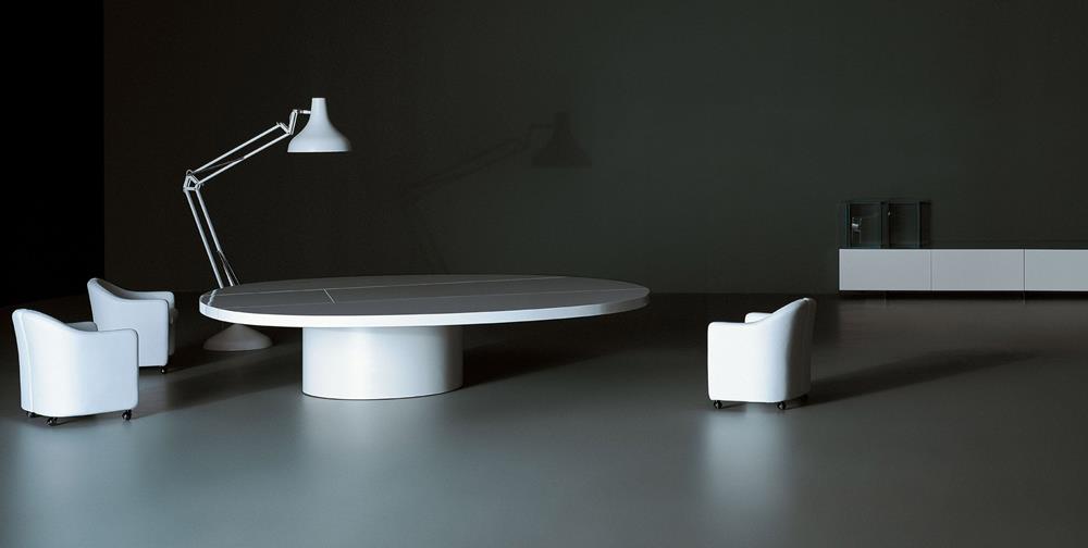 Asymmetrical meeting_design Piero Lissoni