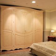 Camera da letto classica completa